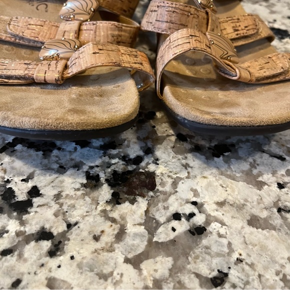 Vionic Amber Orthoheel strappy sandals womans size 9. EU 39 - Picture 4 of 9